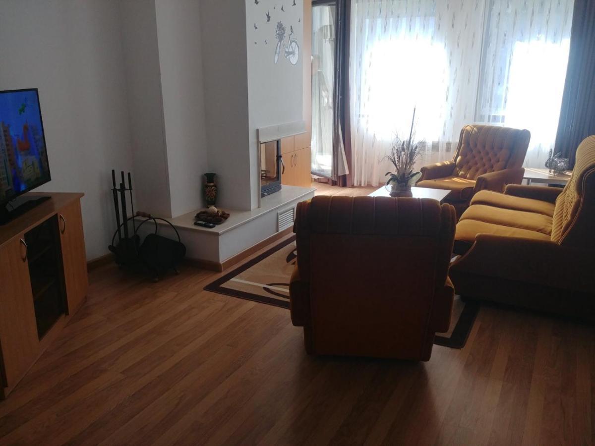 Apartment "Moni" Пампорово Экстерьер фото